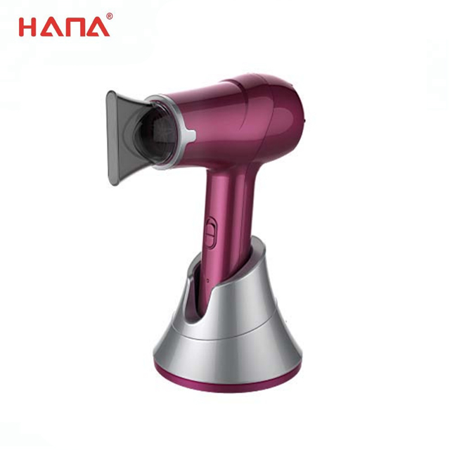 Hot selling 300w optional features spray rubber Ionic rechargeable cordless wireless hair dryer 